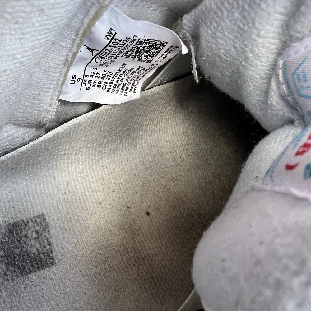 Size 9 Jordan Air Jordan 3 Retro Lucky Shorts White Blue CT8532-101 2024